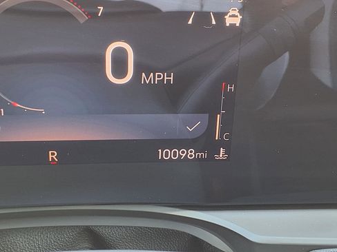 Used 2024 Buick Envista Preferred image 27