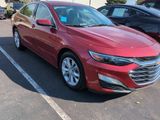 Used 2025 Chevrolet Malibu LT image 2