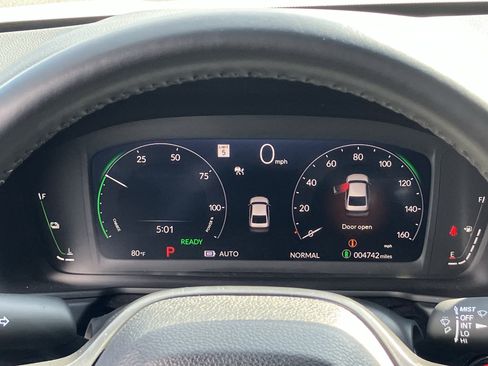 Used 2025 Honda Accord Sport image 23