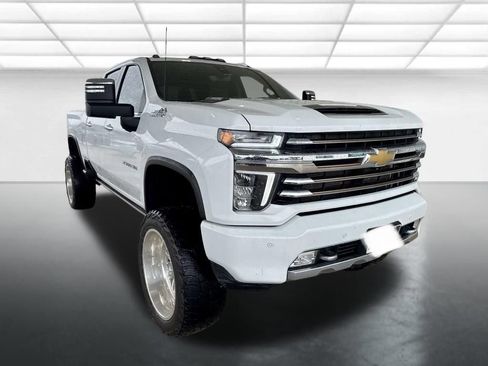 Used 2022 Chevrolet Silverado 2500 High Country w/ Technology Package AWD/4WD image 1