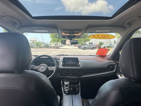 Certified 2023 Nissan Rogue SV w/ SV Premium B Package FWD image 23