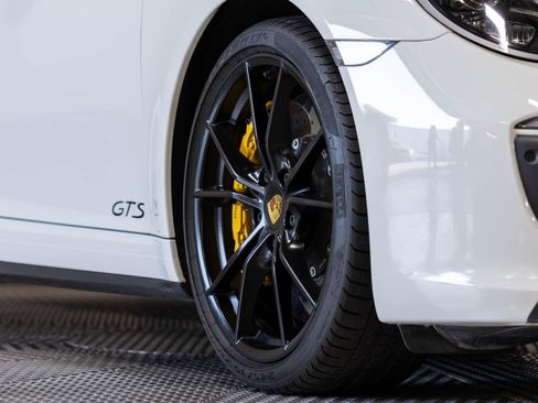 Used 2019 Porsche 911 Carrera GTS RWD image 34