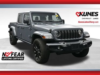 Used 2025 Jeep Gladiator Sport