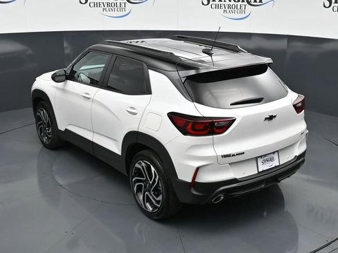 Used 2025 Chevrolet TrailBlazer RS w/ Convenience Package image 13