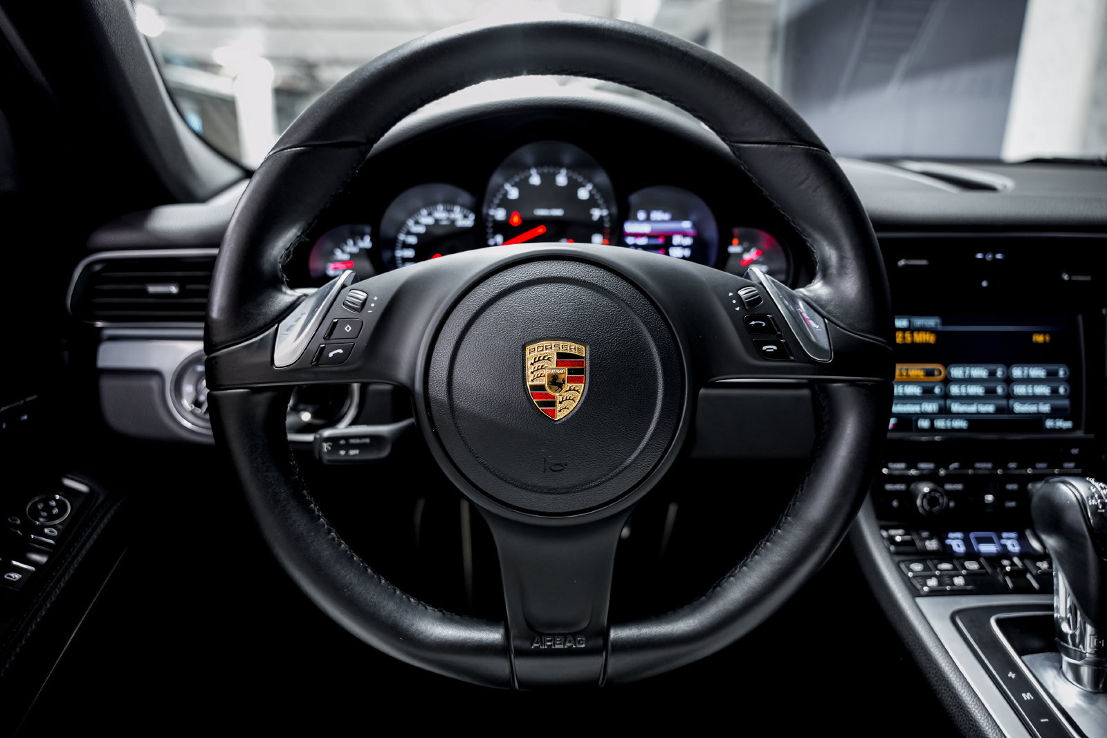 Used 2014 Porsche 911 Carrera RWD image 10