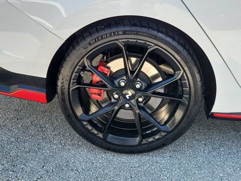 Certified 2025 Hyundai Elantra N FWD image 5