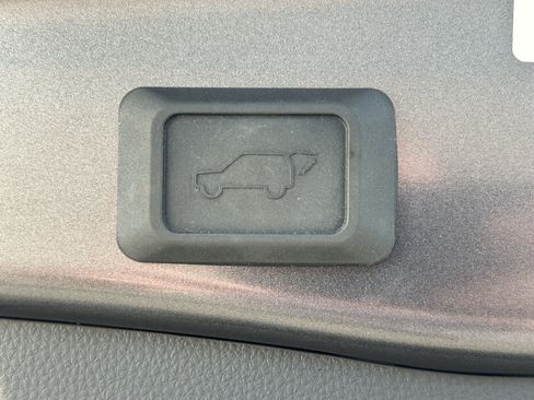 Used 2024 Toyota RAV4 XLE w/ Convenience Package AWD/4WD image 21