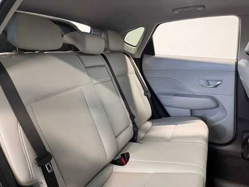 Used 2024 Hyundai Kona Limited image 13