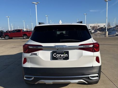 Used 2023 Kia Seltos S w/ Navigation Package image 7