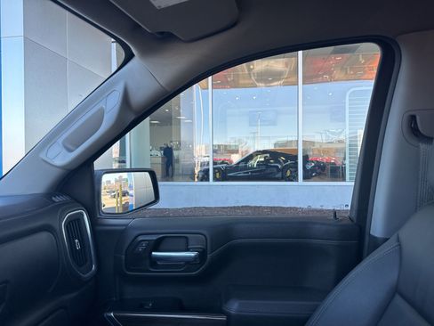 Used 2022 Chevrolet Silverado 1500 LT Trail Boss w/ Convenience Package II image 27