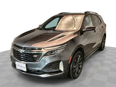 Used 2023 Chevrolet Equinox RS image 1