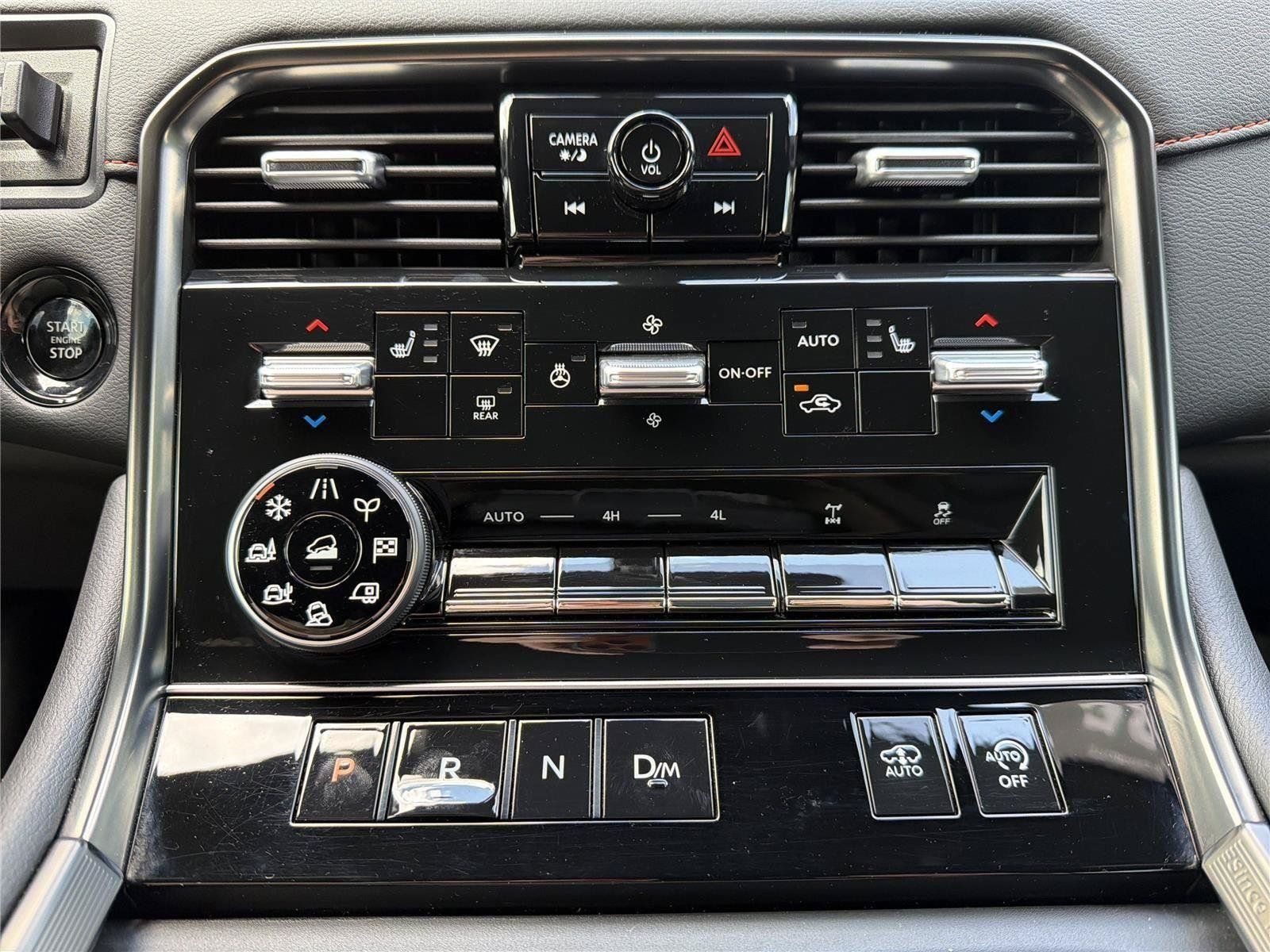 Used 2025 Nissan Armada PRO-4X AWD/4WD image 15
