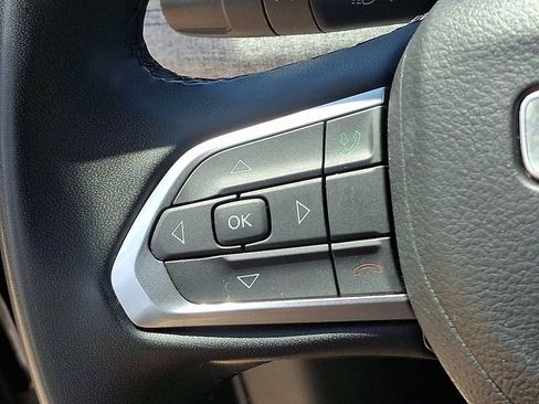 Used 2024 Jeep Compass Latitude AWD/4WD image 20