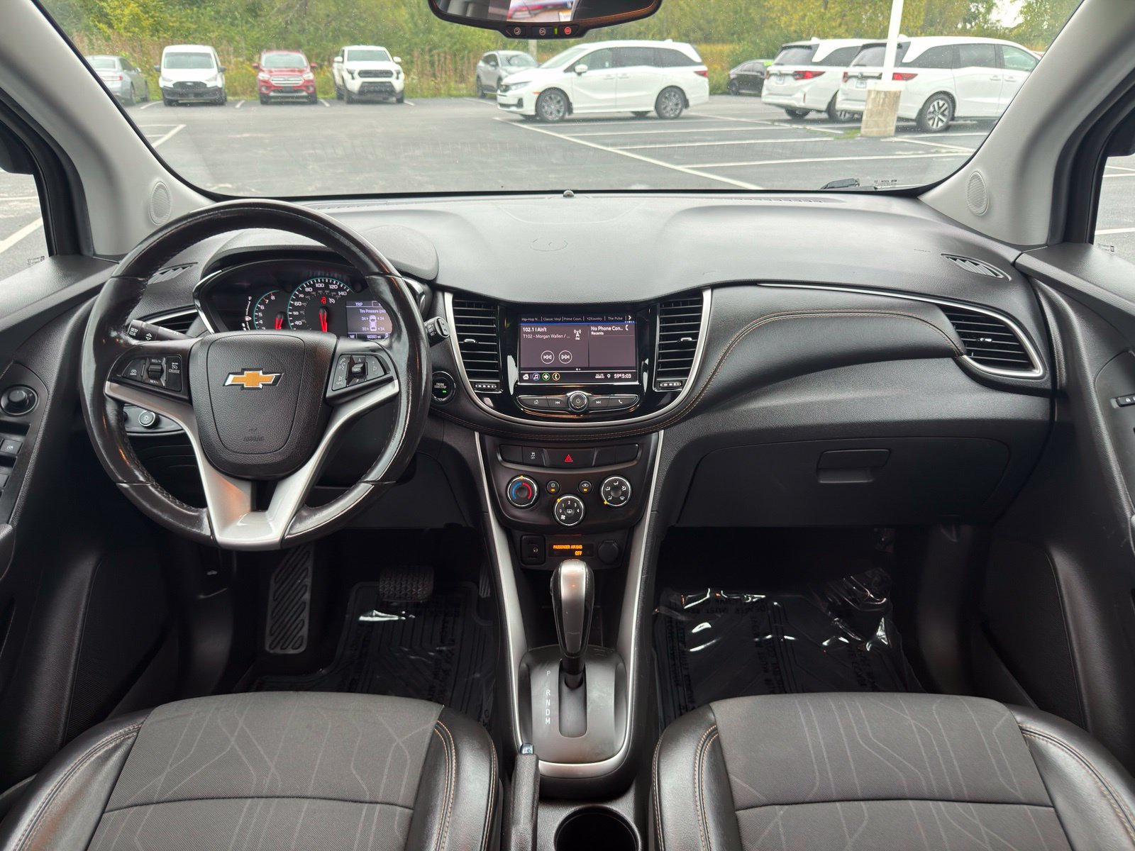 Used 2020 Chevrolet Trax LT w/ LT Convenience Package FWD image 25