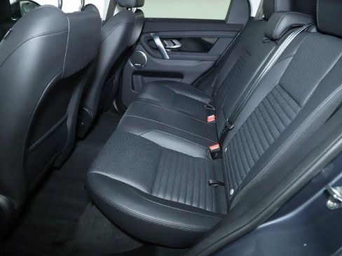 Used 2025 Land Rover Discovery Sport S image 27