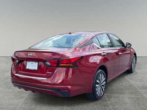 Used 2023 Nissan Altima 2.5 SV image 5