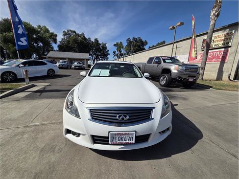 Used 2013 INFINITI G37 Journey w/ Premium Pkg RWD image 2