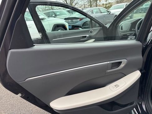 Certified 2023 Hyundai Sonata SEL w/ Convenience Package image 34