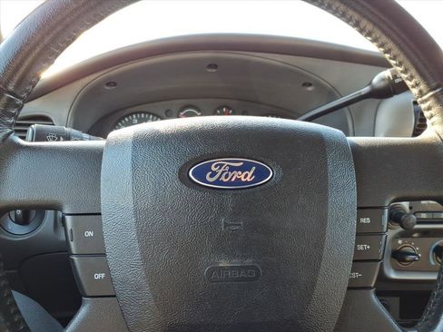 Used 2011 Ford Ranger XLT image 18