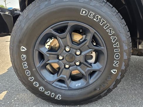 Used 2023 Jeep Wrangler Unlimited AWD/4WD image 3