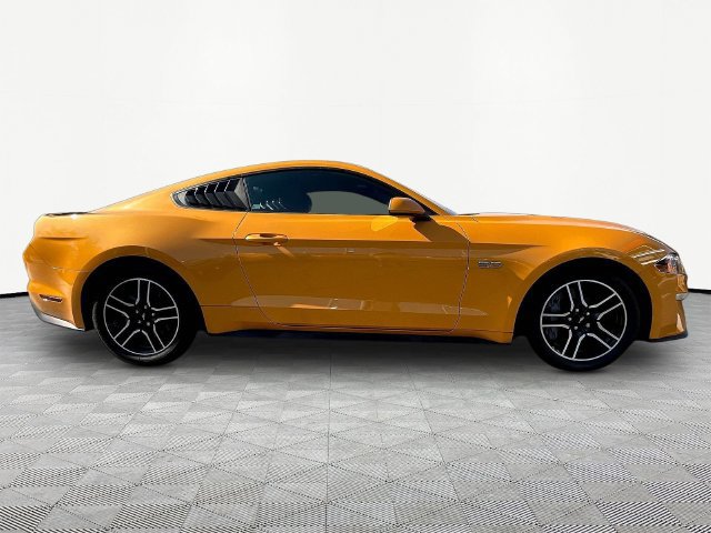 Used 2022 Ford Mustang GT w/ Equipment Group 301A RWD image 8
