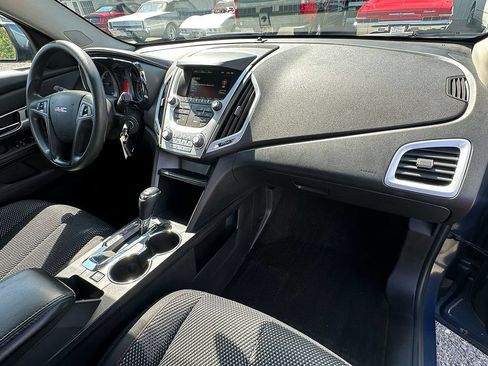 Used 2017 GMC Terrain SLE AWD/4WD image 25