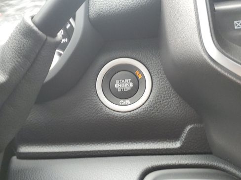 New 2026 RAM 2500 Big Horn AWD/4WD image 21