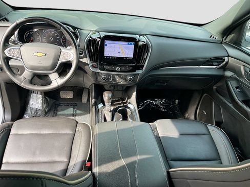 Used 2022 Chevrolet Traverse Premier AWD/4WD image 24