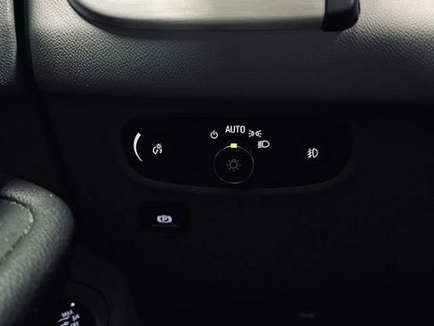 Used 2019 GMC Terrain SLT w/ Preferred Package image 29