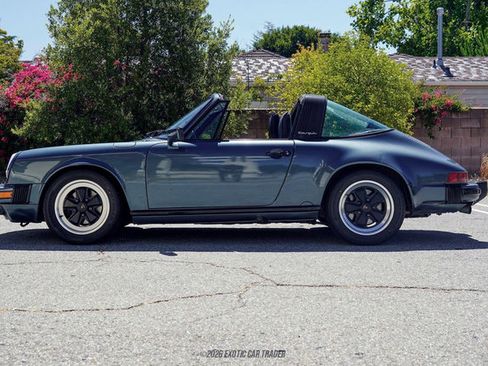 Used 1987 Porsche 911 Carrera RWD image 3