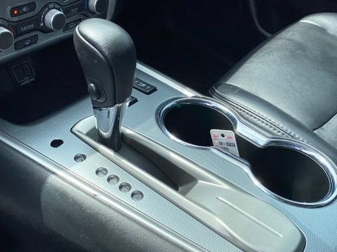 Used 2019 Nissan Pathfinder SL FWD image 14