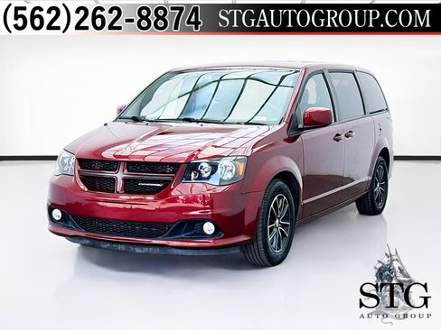 Used 2019 Dodge Grand Caravan GT image 1