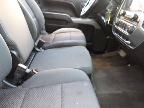 Used 2015 Chevrolet Silverado 2500 LT w/ LT Convenience Package AWD/4WD image 18