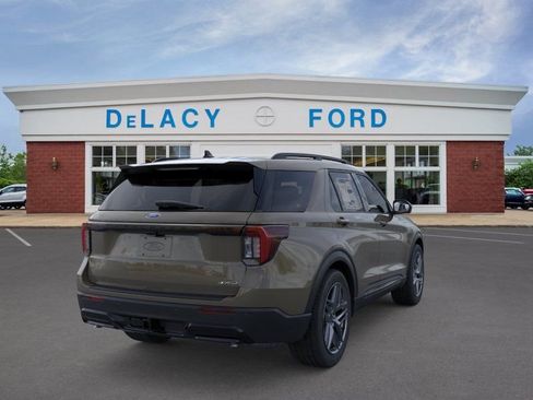 New 2026 Ford Explorer ST-Line w/ ST-Line Street Pack AWD/4WD image 8