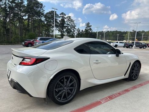 Used 2023 Subaru BRZ Limited image 3