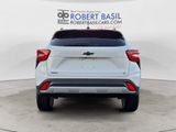 Used 2024 Chevrolet Trax LT w/ LT Convenience Package image 4