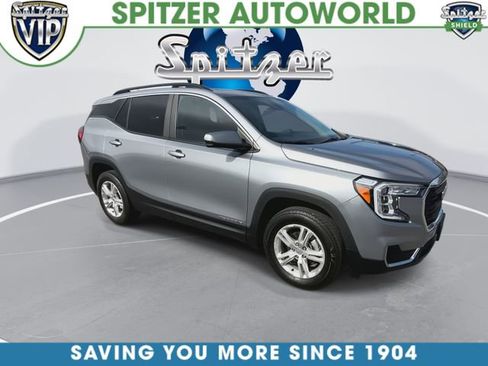 Used 2023 GMC Terrain SLE w/ Driver Convenience Package AWD/4WD image 2