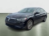 Used 2021 Volkswagen Jetta SE w/ SE Cold Weather Package image 2