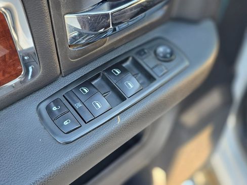 Used 2010 Dodge Ram 1500 Truck Laramie w/ Chrome Accents Group image 24