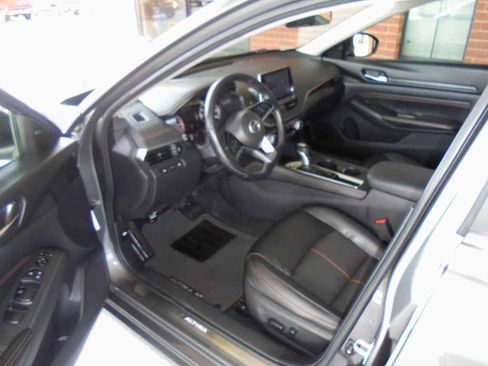 Used 2019 Nissan Altima 2.5 SR image 7