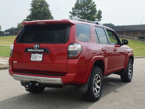 Used 2020 Toyota 4Runner TRD Off-Road Premium w/ Moonroof Package AWD/4WD image 21