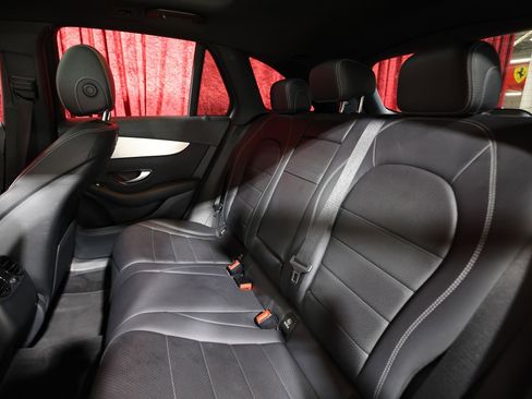 Used 2019 Mercedes-Benz GLC 300 4MATIC w/ Premium Package image 14