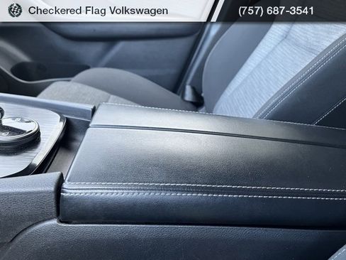 Used 2023 Nissan Rogue SV image 38