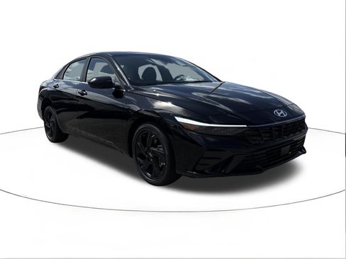 New 2026 Hyundai Elantra SEL Sport FWD image 1