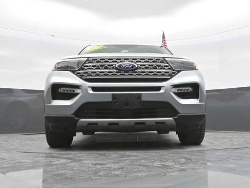 Used 2021 Ford Explorer Limited w/ Equipment Group 301A image 38