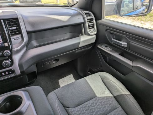 Used 2025 RAM 1500 Tradesman AWD/4WD image 15