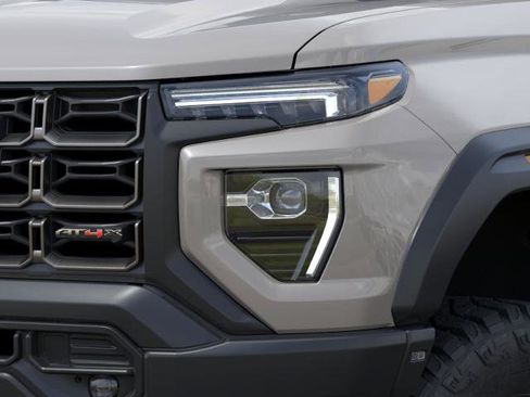 New 2026 GMC Canyon AT4X w/ AT4X AEV Edition AWD/4WD image 34