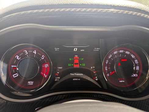Used 2016 Dodge Challenger SRT Hellcat RWD image 21