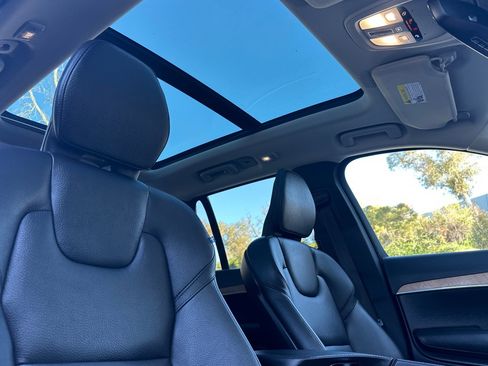 Certified 2023 Volvo XC90 B5 Plus image 20