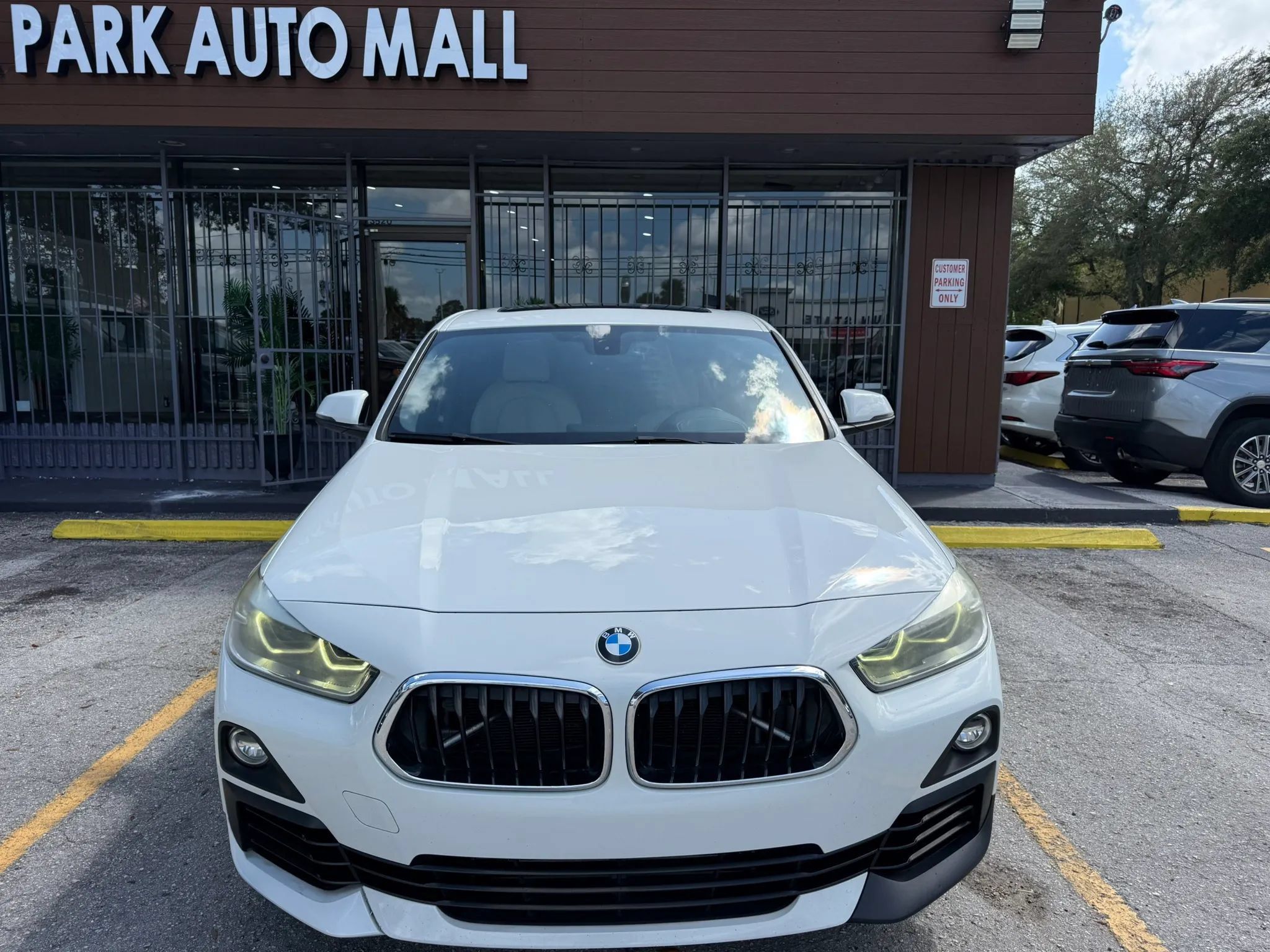 Used 2018 BMW X2 sDrive28i w/ Premium Package FWD image 2